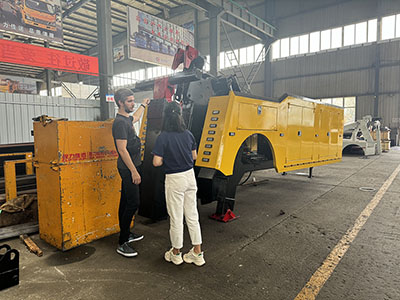 Эвакуатор ISUZU GIGA Rotary прибыл в Центральную Азию