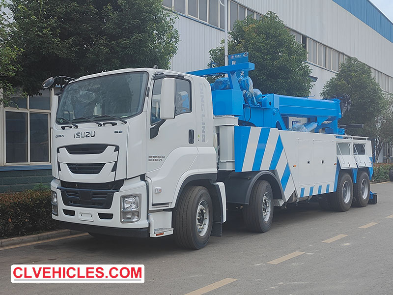 ISUZU GIGA Wrecker Truck