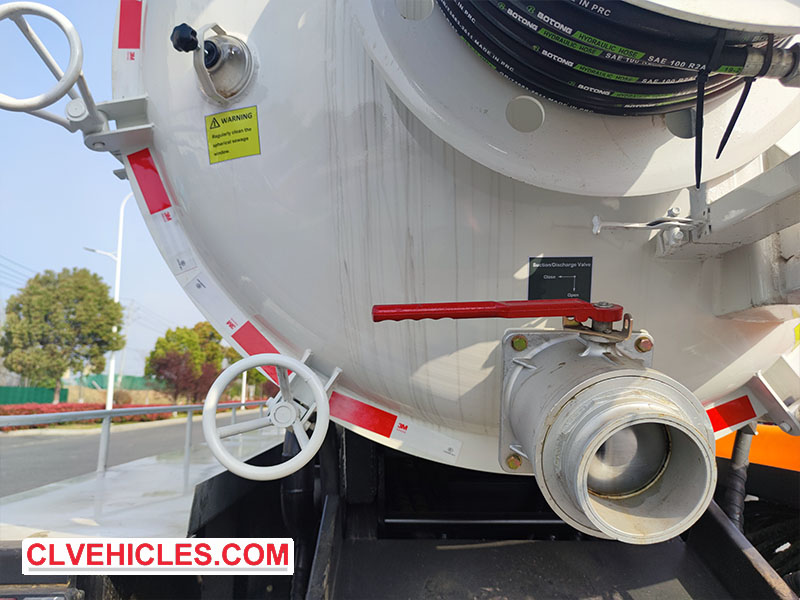 ISUZU vacuum tank truck