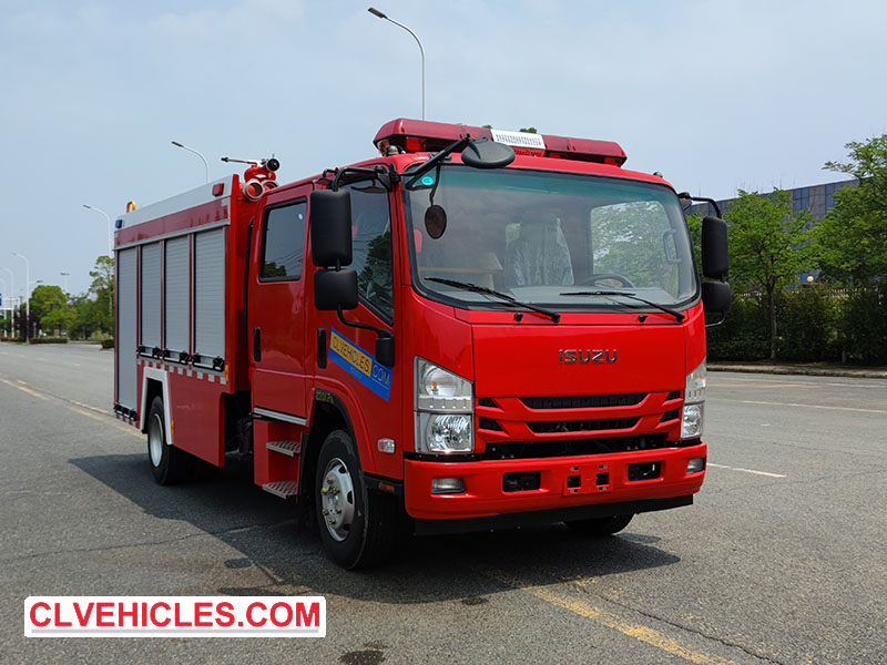 ISUZU fire fighting truck