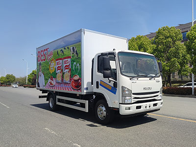 Рефрижератор ISUZU ELF 190 л.с. прибыл в Гренаду