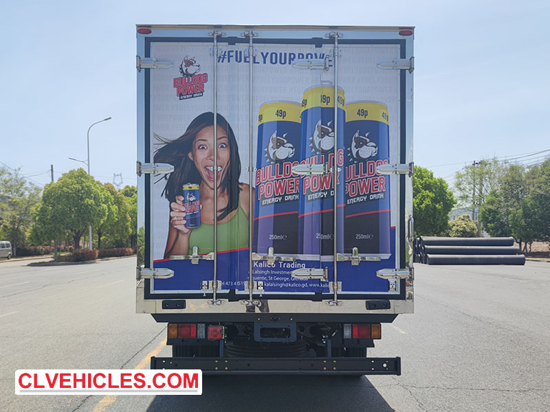 ISUZU ELF refrigerated truck