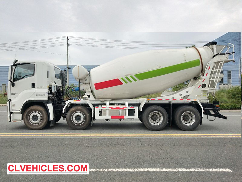 ISUZU GIGA concrete truck