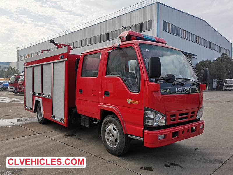 ISUZU 3000L fire truck